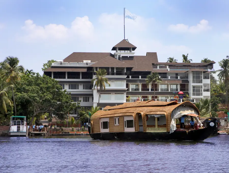 Houseboat Experience